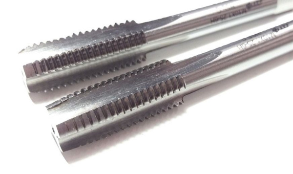 Изображение комплект метчиков ручных 2 шт, hss4341, м10*1,0 220103 125/500